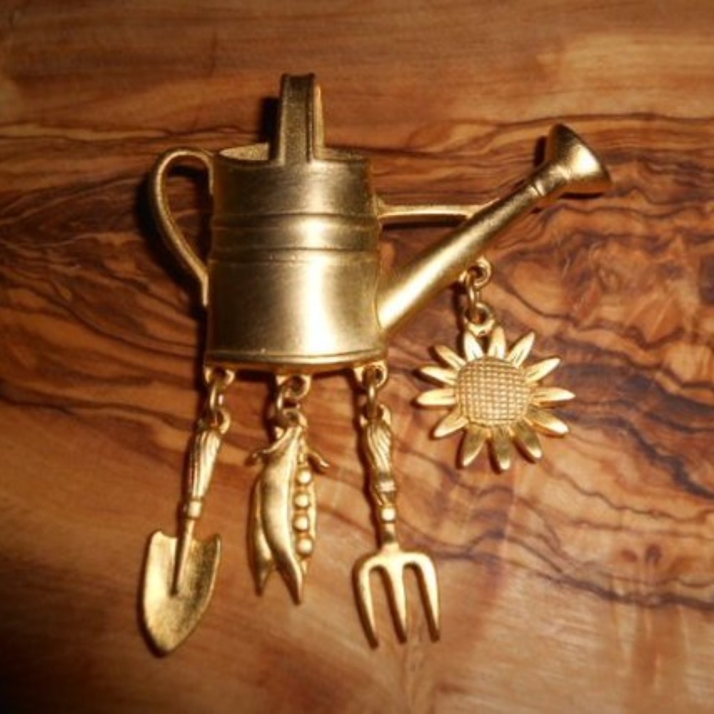 JJ Gold Tone Gardening Water Can Pin Brooch
